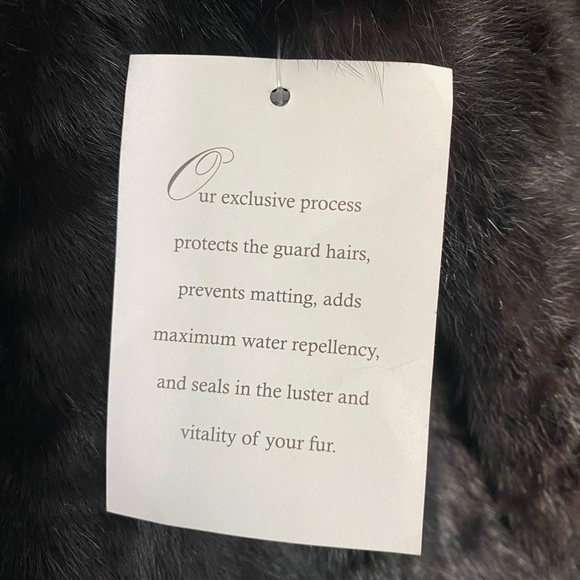 A.J. Lipsey, Inc. Beverly Hills Mink Fur Coat - Picture 6 of 13